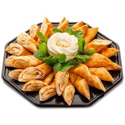 Блинчики с бананом и творожно - ореховым муссом.