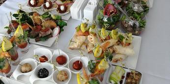 Фуршет с горячими закусками стандарт на 8-10 персон